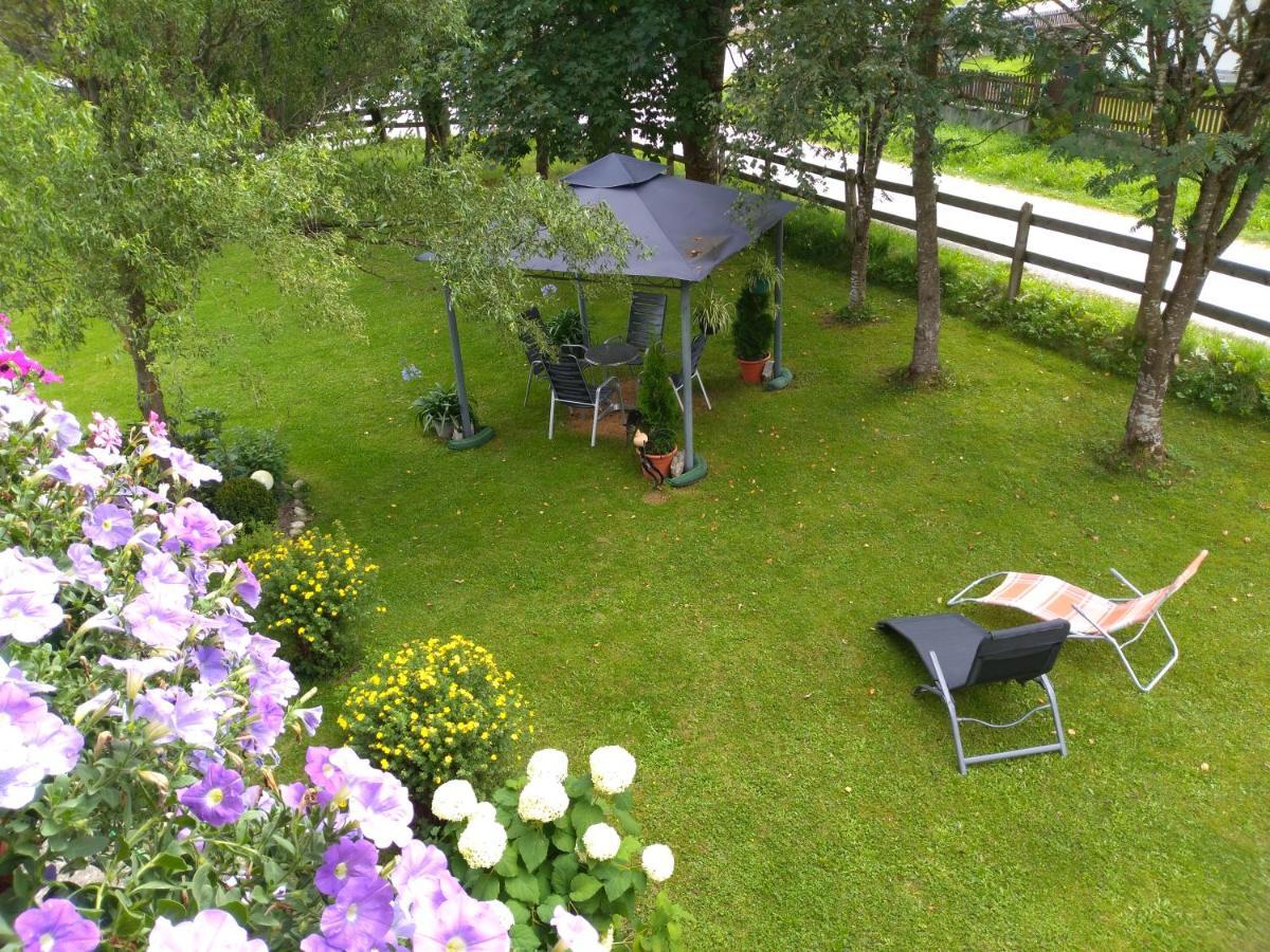 Pension Mühlhof Neukirchen am Großvenediger Exterior foto